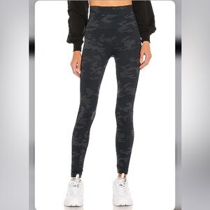 SPANX Black Camo LOOK AT ME NOW Leggings NWT